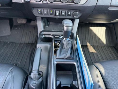 Used 2020 Toyota Tacoma TRD Sport w/ TRD Premium Sport Package image 16