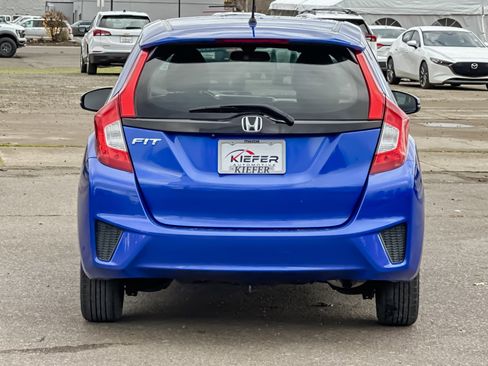 Used 2017 Honda Fit LX image 5