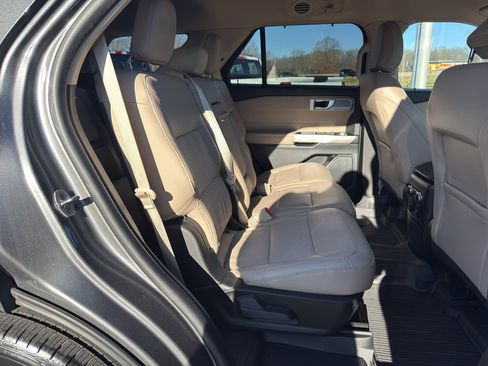 Certified 2023 Ford Explorer Limited w/ Equipment Group 301A image 13