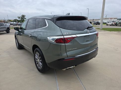 Used 2022 Buick Enclave Premium FWD image 15