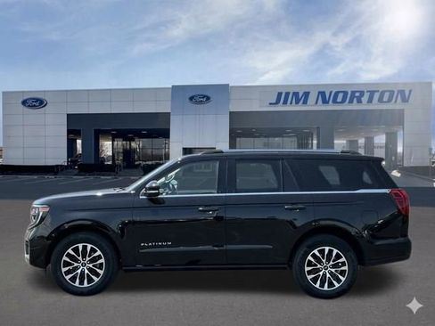 Used 2025 Ford Expedition Platinum AWD/4WD image 8