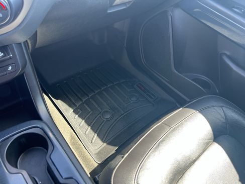 Used 2018 Chevrolet Colorado Z71 AWD/4WD image 22