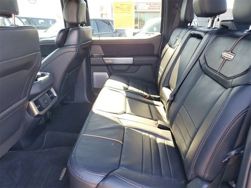 Used 2024 Ford F450 Platinum w/ FX4 Off-Road Package image 18