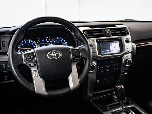 Used 2018 Toyota 4Runner Limited image 4