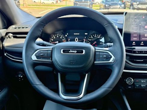 Used 2023 Jeep Compass Altitude w/ Sun and Sound Group image 44