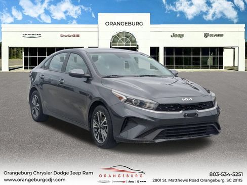 Used 2024 Kia Forte LXS FWD image 1