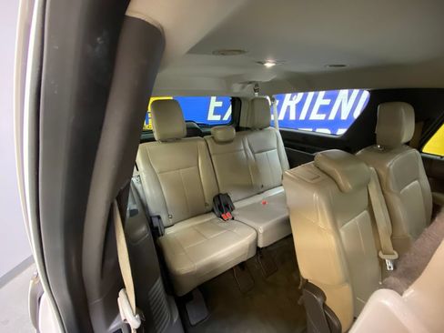 Used 2018 Ford Expedition Max XLT w/ Equipment Group 202A RWD image 30