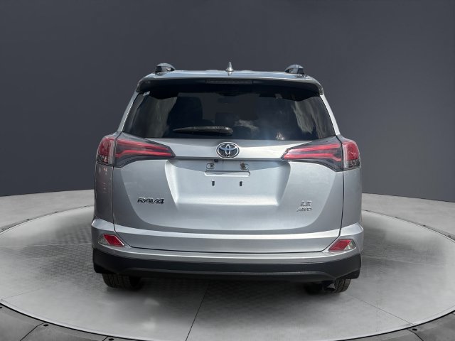 Used 2018 Toyota RAV4 LE w/ All Weather Liner Package AWD/4WD image 4