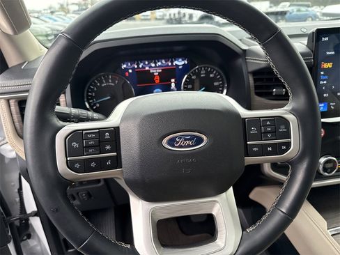 Used 2024 Ford Expedition Max Limited image 26