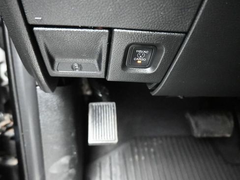 Used 2021 RAM 2500 Laramie image 37