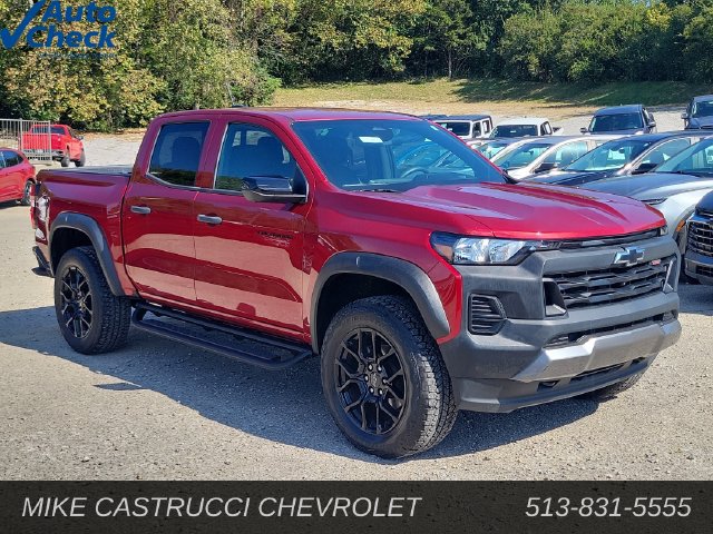 Used 2024 Chevrolet Colorado Trail Boss w/ LPO, Dark Essentials Package AWD/4WD image 7