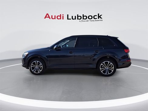 Used 2025 Audi Q7 2.0T Premium w/ Convenience Plus Package image 5