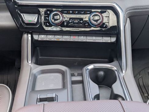 New 2026 GMC Sierra 2500 Denali w/ Denali Reserve Package image 20