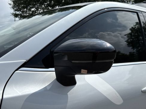 New 2026 Nissan Pathfinder SL FWD image 28