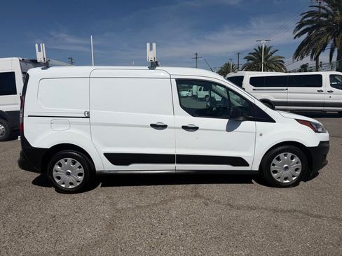 Used 2022 Ford Transit Connect XL FWD image 4