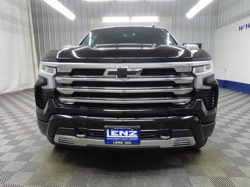 Used 2024 Chevrolet Silverado 1500 High Country image 42