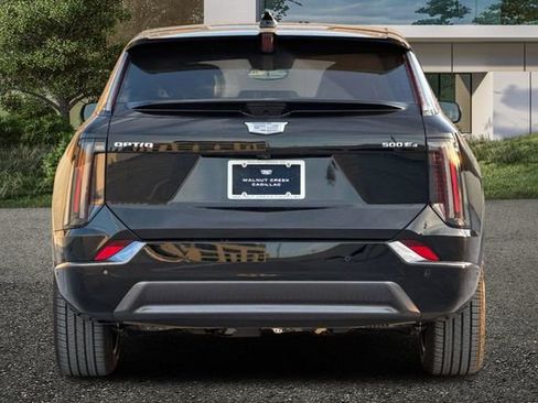 New 2026 Cadillac Optiq Sport 1 image 5