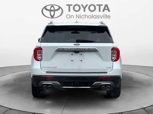 Used 2020 Ford Explorer Platinum w/ Premium Technology Package image 5