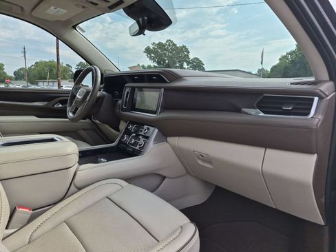 Certified 2023 GMC Yukon Denali w/ Denali Reserve Package RWD image 32