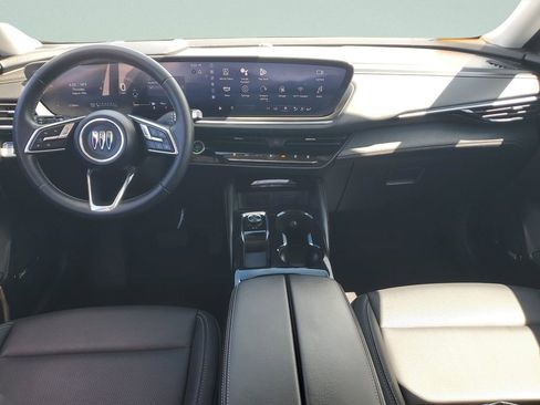 Certified 2025 Buick Envision Preferred AWD/4WD image 27
