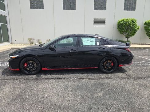 New 2026 Hyundai Elantra N FWD image 5