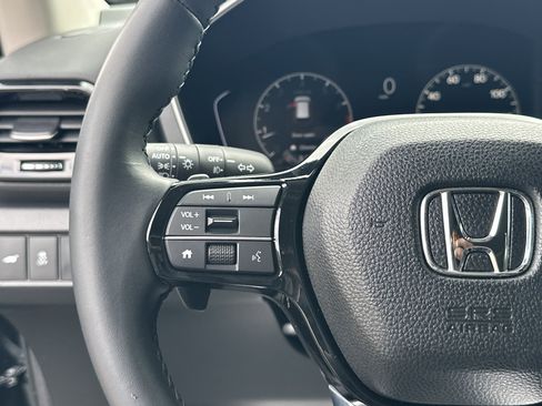 Used 2023 Honda Pilot Touring image 28