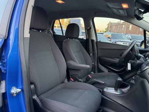 Used 2016 Chevrolet Trax LS FWD image 15
