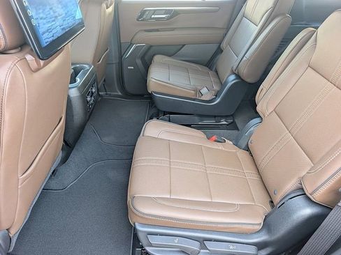New 2026 Chevrolet Tahoe High Country AWD/4WD image 18