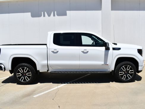 New 2026 GMC Sierra 1500 AT4 w/ AT4 Premium Package AWD/4WD image 6