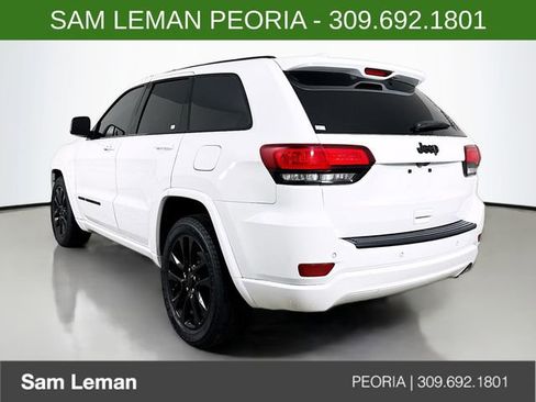 Used 2022 Jeep Grand Cherokee Laredo X image 5