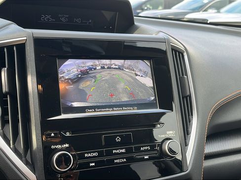 Used 2020 Subaru Crosstrek 2.0i Premium image 16