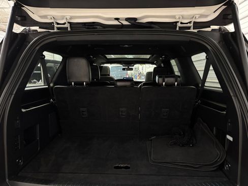 Used 2022 Ford Expedition Max Limited image 36