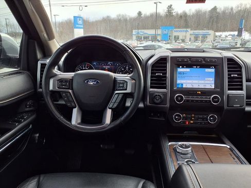 Used 2019 Ford Expedition Platinum image 9