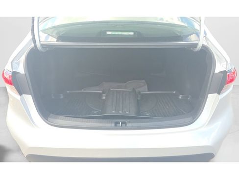 Used 2024 Toyota Corolla LE FWD image 9