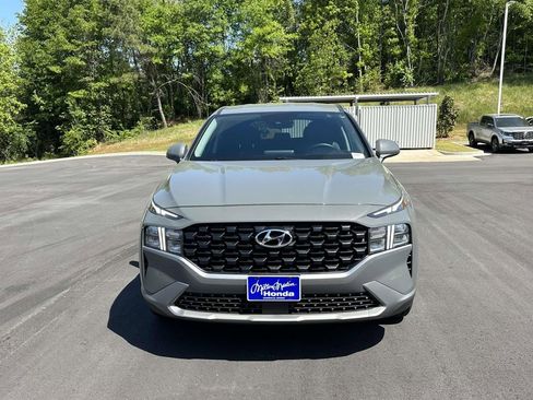 Used 2023 Hyundai Santa Fe SE FWD image 2