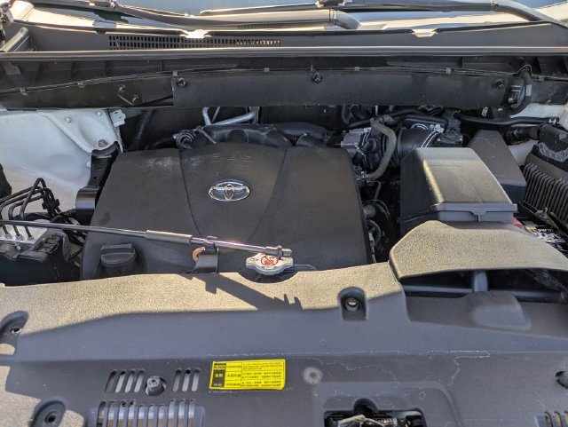 Used 2019 Toyota Highlander Limited AWD/4WD image 13