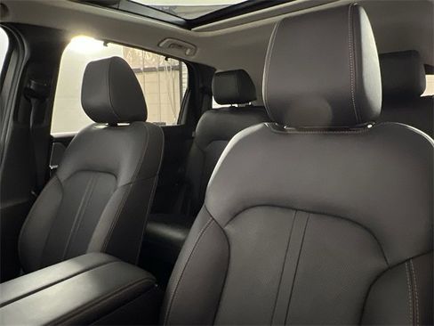 Used 2024 MAZDA CX-90 Plug-In Hybrid w/ Premium Pkg image 13