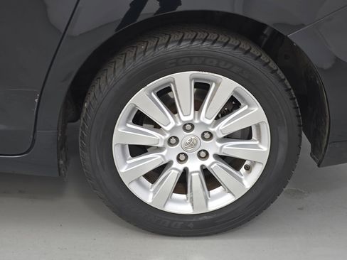 Used 2015 Toyota Sienna XLE image 34