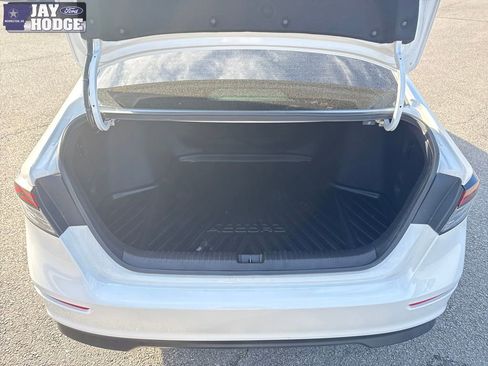 Used 2023 Honda Accord LX image 23