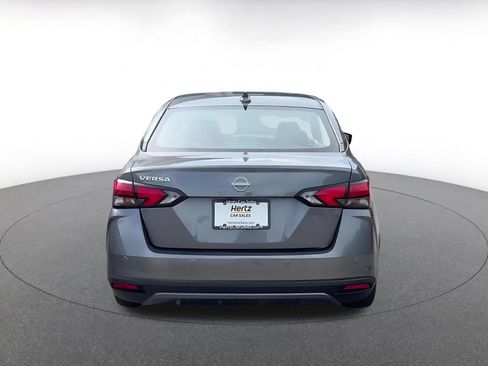 Used 2025 Nissan Versa SV FWD image 11