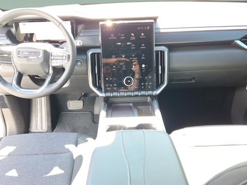 New 2026 GMC Acadia Elevation w/ Black Edition FWD image 21