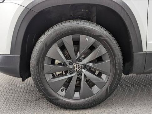 Used 2024 Volkswagen Taos S FWD image 27
