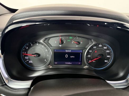 Used 2023 Chevrolet Traverse LT image 23