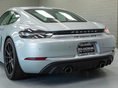 Used 2021 Porsche 718 Cayman GTS RWD image 33