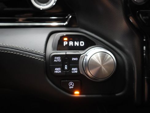 Used 2025 RAM 1500 Limited AWD/4WD image 56