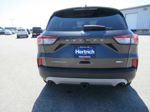 Used 2020 Ford Escape Titanium AWD/4WD image 6