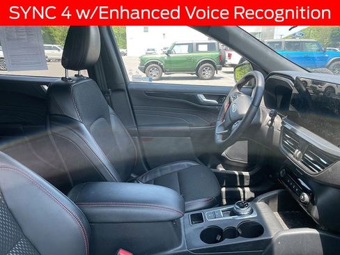 Used 2024 Ford Escape ST-Line w/ Tech Pack #1 AWD/4WD image 11