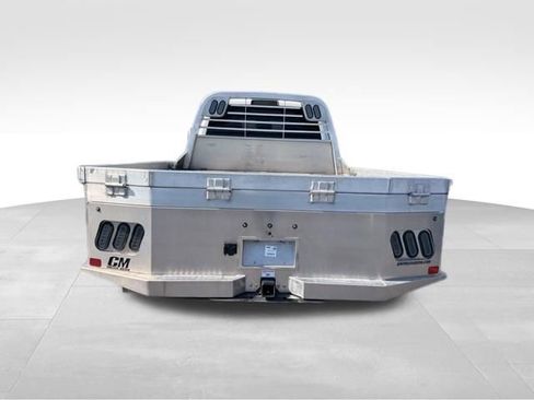 Used 2024 RAM 5500 Tradesman w/ Chrome Appearance Group AWD/4WD image 5