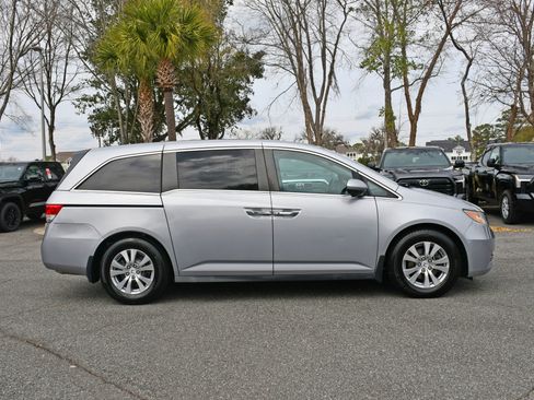 Used 2017 Honda Odyssey EX-L image 5