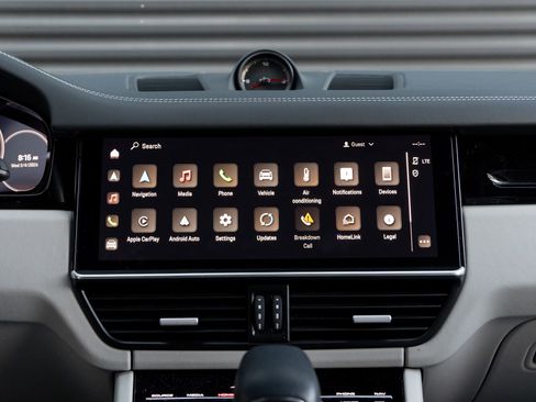 Certified 2023 Porsche Cayenne image 19